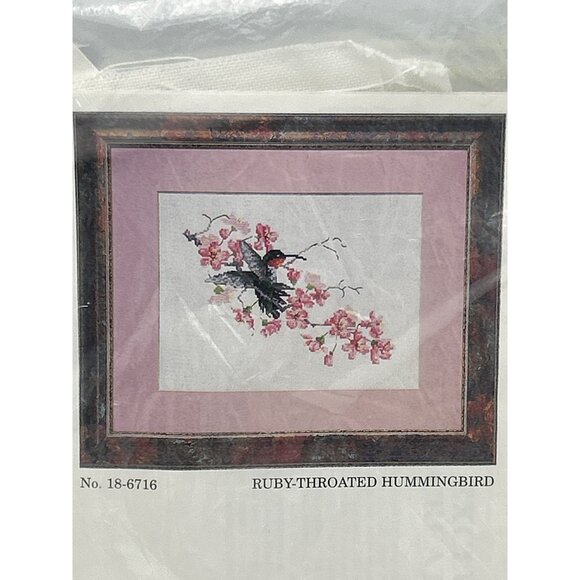 Cross Stitch Kit Ruby-Throated Hummingbird  Herrschners Floral R 18-67716 - Picture 1 of 5